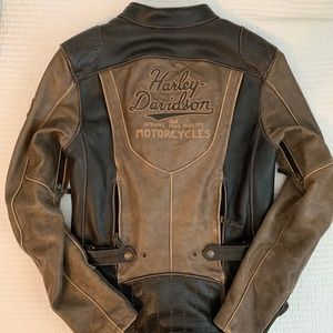 Harley-Davidson brown leather jacket, women's Small, PRESTINE condition